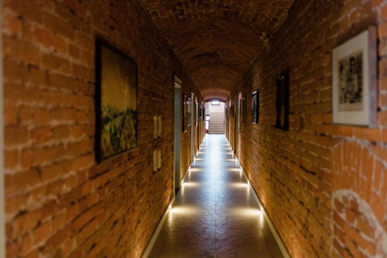 Folwark Wielka Wies - Palac Pod Debem Glowczyce Exterior photo